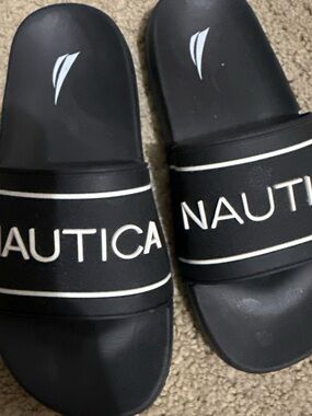 Nautica Black Ribbed Slide Sandals